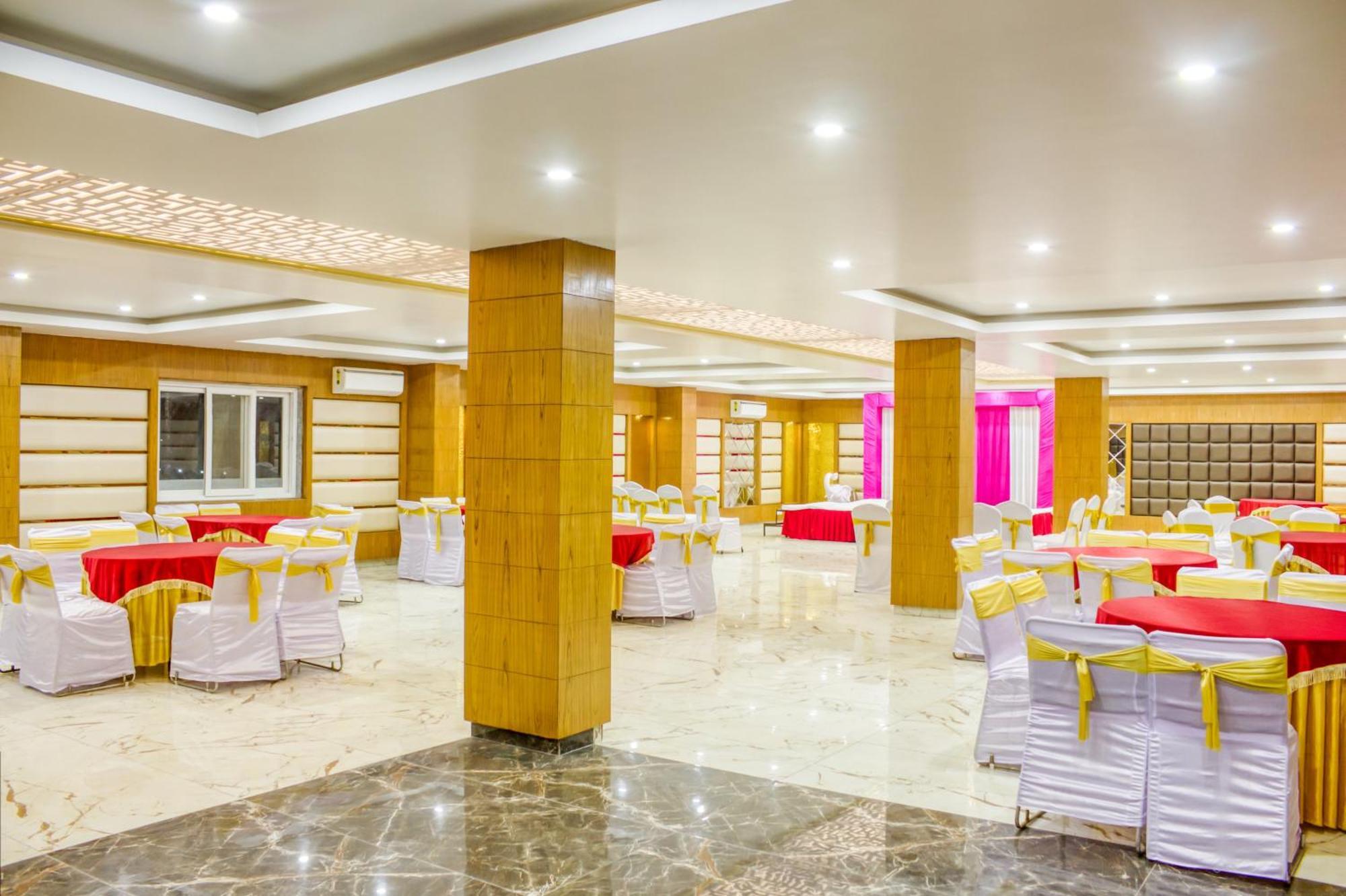 Zip By Spree Hotels Grand Legacy Prime دهرادون المظهر الخارجي الصورة