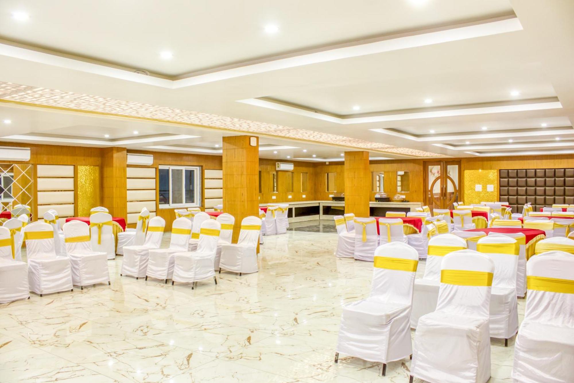 Zip By Spree Hotels Grand Legacy Prime دهرادون المظهر الخارجي الصورة