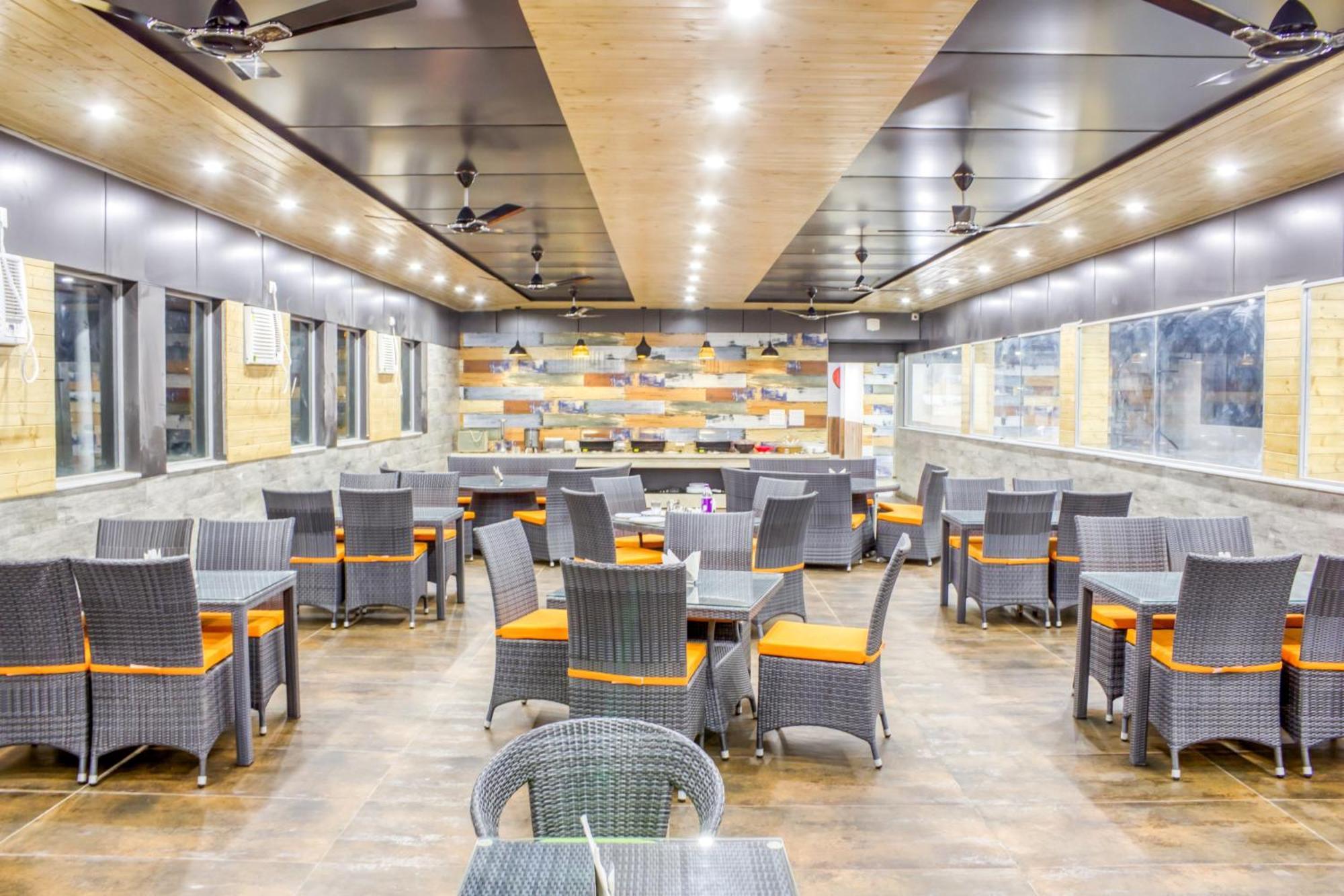 Zip By Spree Hotels Grand Legacy Prime دهرادون المظهر الخارجي الصورة